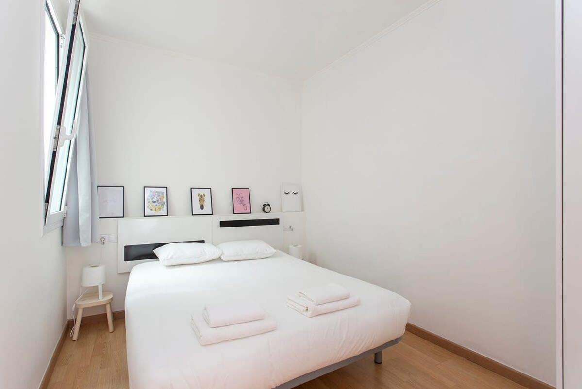 3bd Only For Families In Poblenou Next To The Beach! Barcelone