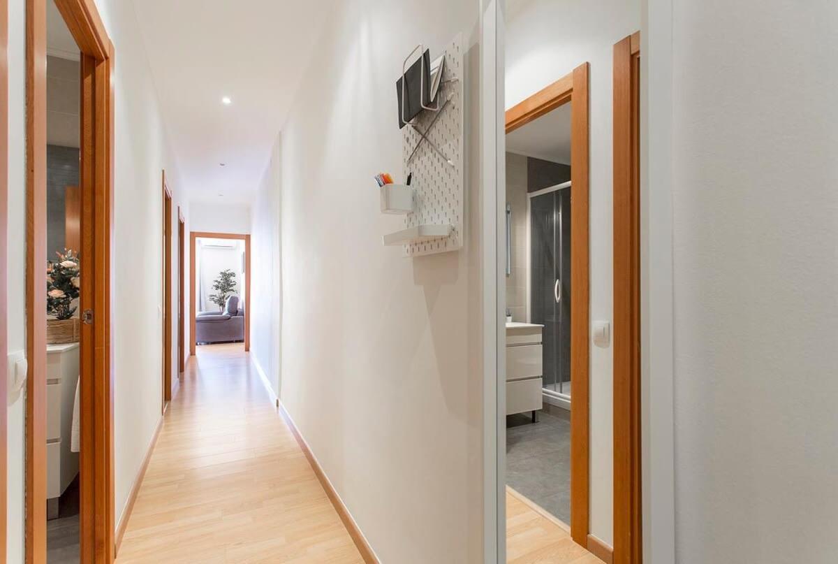 3bd Only For Families In Poblenou Next To The Beach! Barcelone